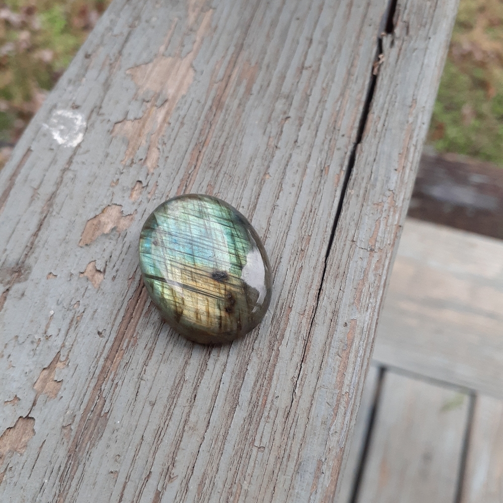 Labradorite cabochon